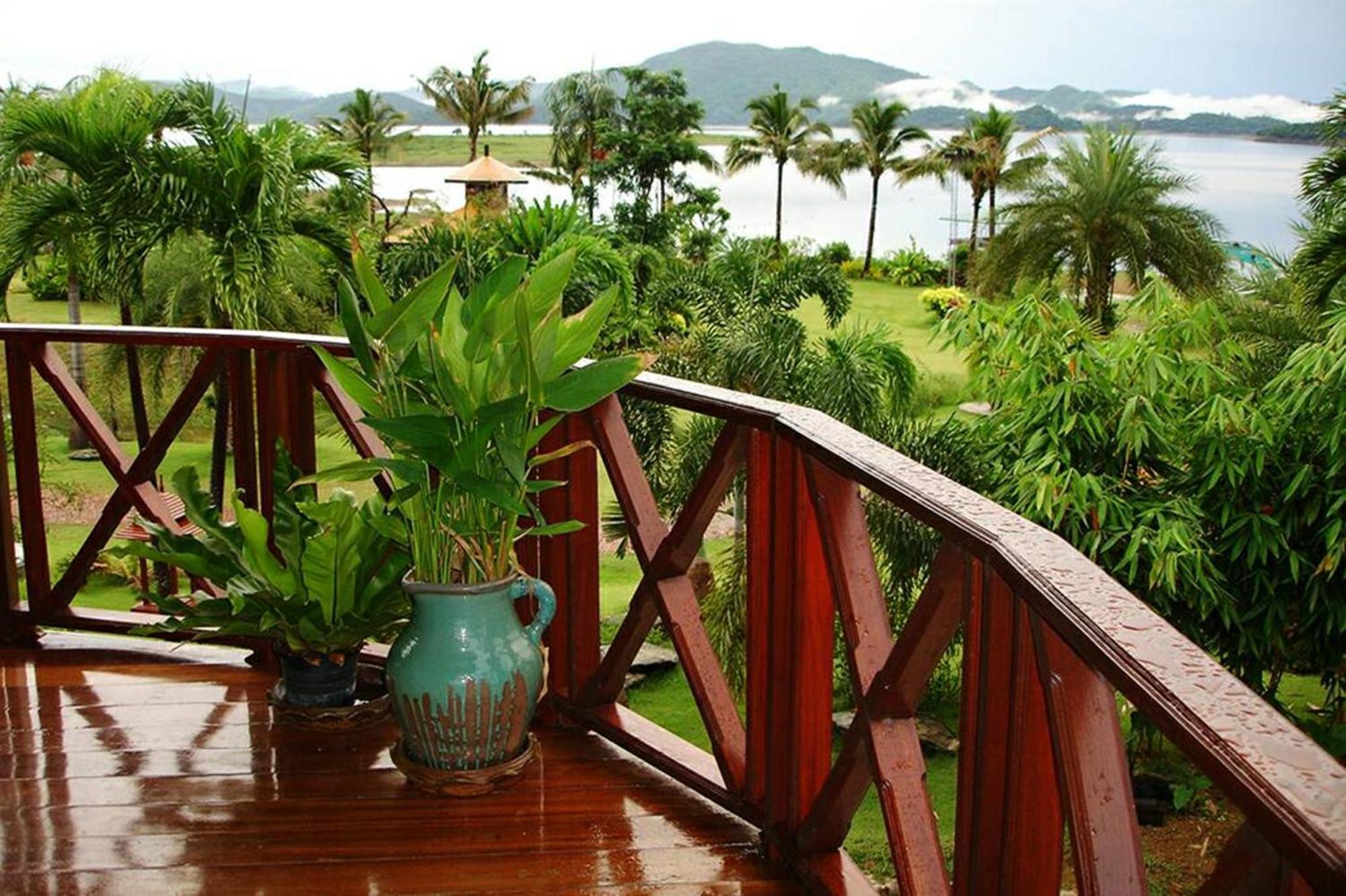 Kaengkrachan Boathouse Paradise Resort Kaeng Krachan Room photo